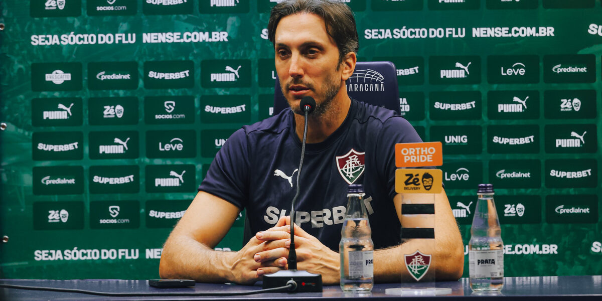 Zubeldía lamenta ineficiência ofensiva após empate do Fluminense no Maracanã