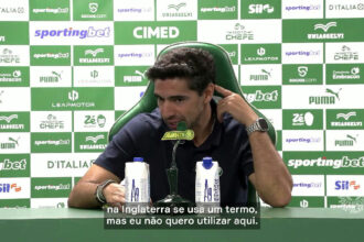 Abel Ferreira analisa fase do Palmeiras e prega serenidade após revés