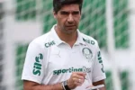 Abel Ferreira confirma força máxima do Palmeiras contra o Fluminense no Maracanã