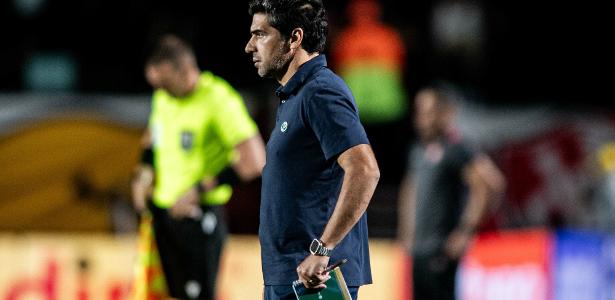 Abel Ferreira mantém esquema tático do Palmeiras para enfrentar o Fortaleza