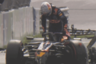 Acidente de Max Verstappen interrompe GP da Holanda sob chuva