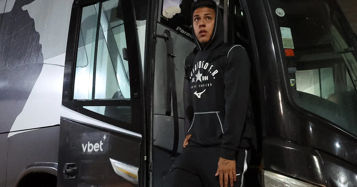 Acordo com Dínamo Moscou pavimenta possível saída de Matheus Martins do Botafogo