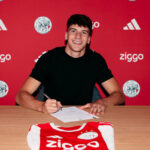 Ajax oficializa a contratação do lateral Jofre Torrents vindo do Barcelona