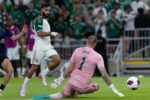 Al Ahli garante vaga na próxima fase do Intercontinental de Clubes após vitória apertada