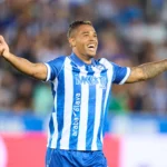 Alavés busca empate contra Rayo Vallecano e mantém liderança no Campeonato Espanhol