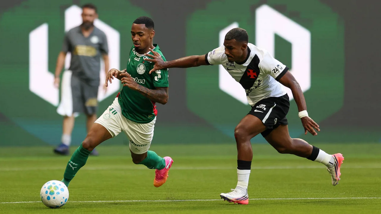 Allan emociona torcida em possível adeus ao Palmeiras antes de negociação com o City