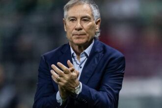 Ariel Holan avalia empate do Cerro Porteño contra Palmeiras na Libertadores