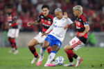 Arrascaeta decide e garante vitória do Flamengo sobre o Cruzeiro