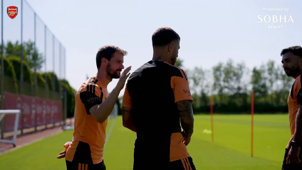 Arsenal inicia preparação com a presença de Bruno Guimarães no centro de treinamento