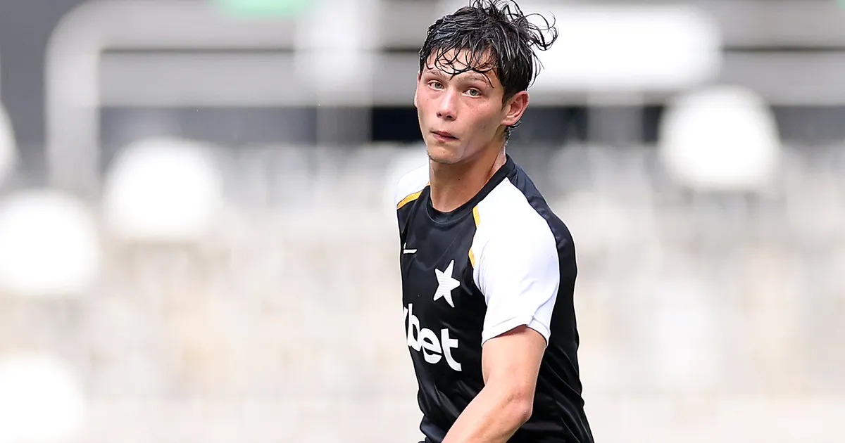 Arthur Novaes desperta interesse de clubes europeus e americanos