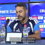 Artur Jorge destaca papel da torcida e vitórias no desempenho do Cruzeiro