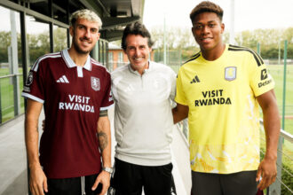 Aston Villa anuncia chegada de dois novos reforços para fortalecer elenco