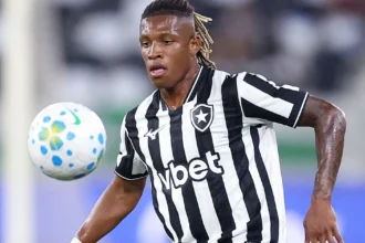 Atalanta desiste de contratação de Danilo após silêncio do Botafogo