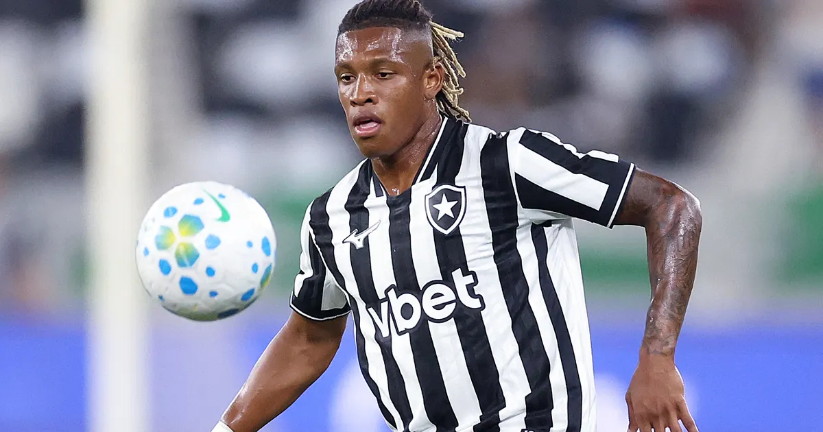 Atalanta desiste de contratação de Danilo após silêncio do Botafogo
