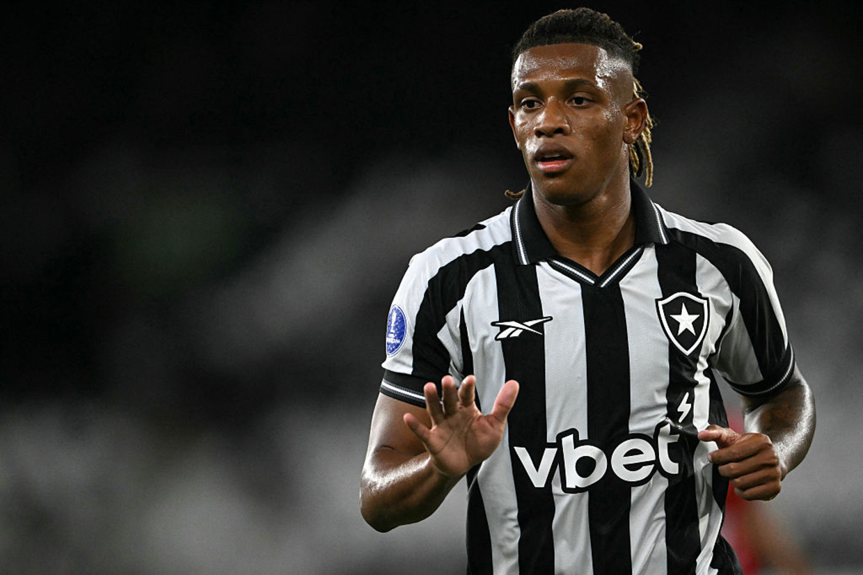 Atalanta prepara investida por Danilo e jogador avalia transferência para o futebol italiano