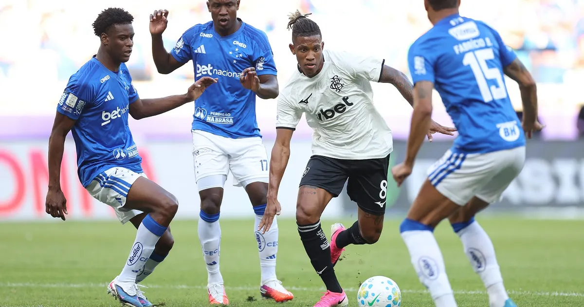Atalanta prepara oferta por Danilo mas valores preocupam o Botafogo