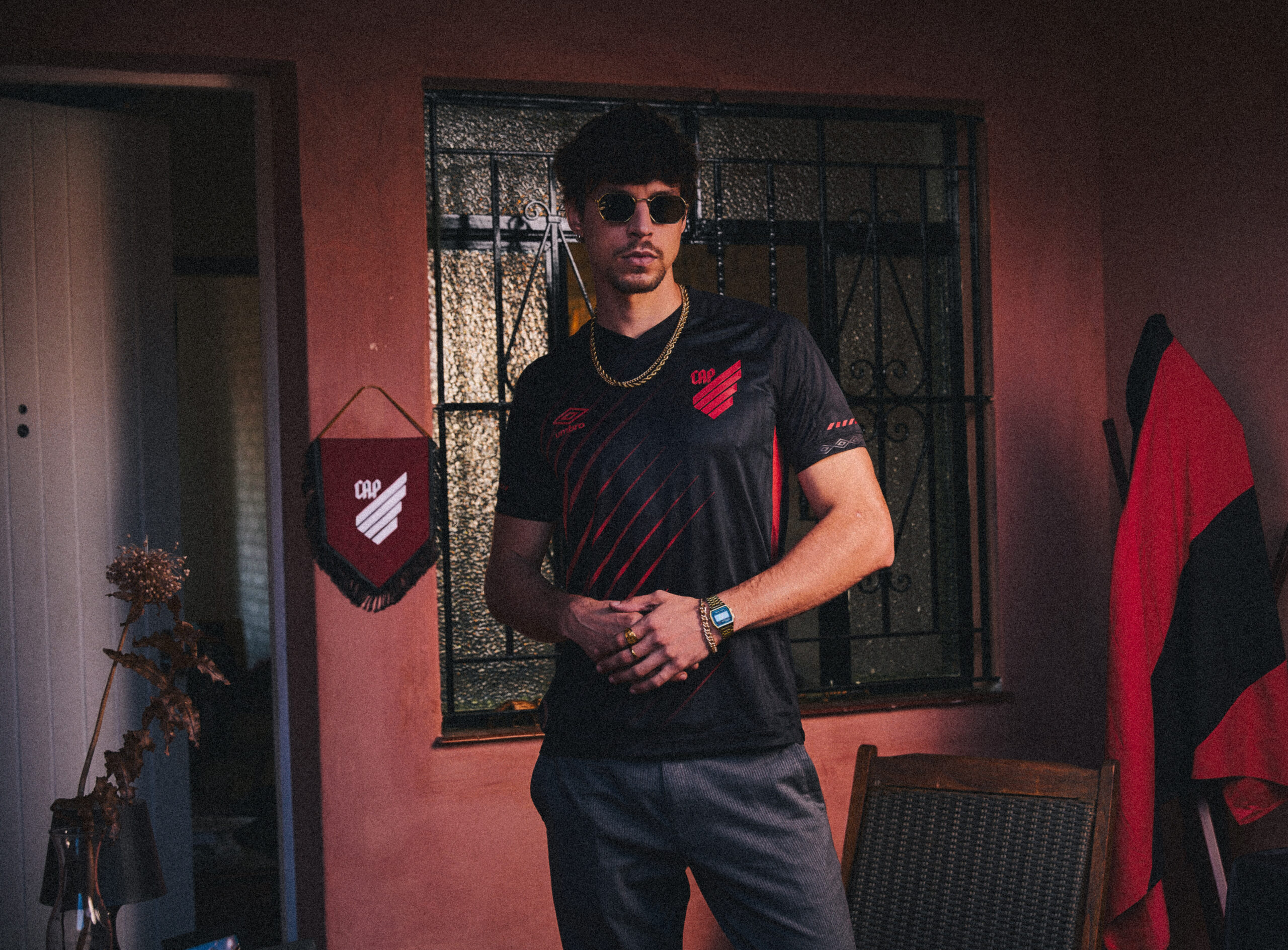 Athletico-pr e Umbro revelam design da nova terceira camisa para a temporada 2026