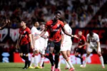 Atlético-go vence Botafogo-sp por 3 a 0 e intensifica briga pelo G6 da Série B