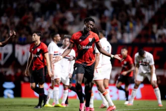 Atlético-go vence Botafogo-sp por 3 a 0 e intensifica briga pelo G6 da Série B