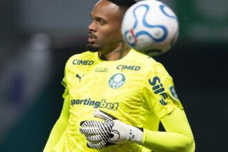 Atuação de Carlos Miguel na vitória do Palmeiras é ponto de virada para goleiro