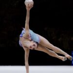 Bárbara Domingos e Maria Eduarda Alexandre iniciam trajetória no Mundial de Ginástica Rítmica