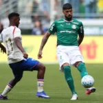 Barboza desfalca Palmeiras na Copa do Brasil devido a trauma no pé