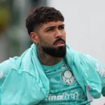 Barboza treina com elenco e vira opção do Palmeiras para enfrentar o Internacional