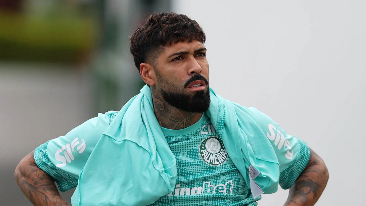 Barboza treina com elenco e vira opção do Palmeiras para enfrentar o Internacional