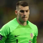 Barcelona encaminha a contratação do goleiro Dominik Livakovic