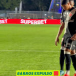 Barros é expulso após intervenção do VAR em duelo do Vasco contra o Vitória