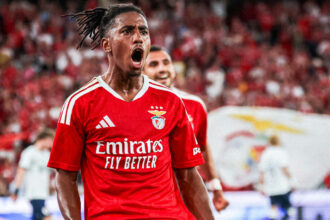 Benfica supera AGF por 3 a 1 e encaminha vaga na fase de grupos da Liga Europa