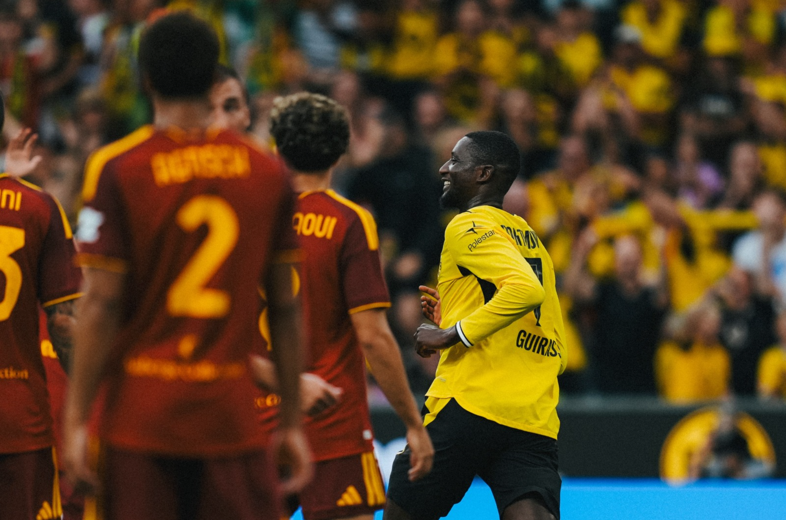Borussia Dortmund e Roma ficam no 2 a 2 em teste final antes das competições oficiais