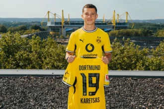Borussia Dortmund oficializa a chegada da promessa Konstantinos Karetsas