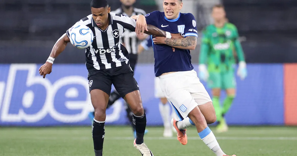 Botafogo ajusta esquema tático e busca equilíbrio para duelo contra o Cienciano