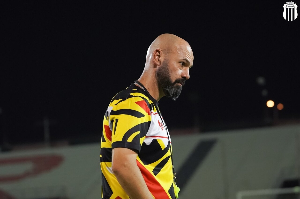 Botafogo avalia contratação de Maurício Dulac para o comando técnico