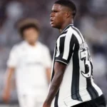 Botafogo blinda Kadir e planeja consolidação do atacante até 2027