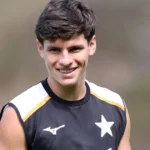 Botafogo busca renovação e valorização salarial do jovem Álvaro Montoro