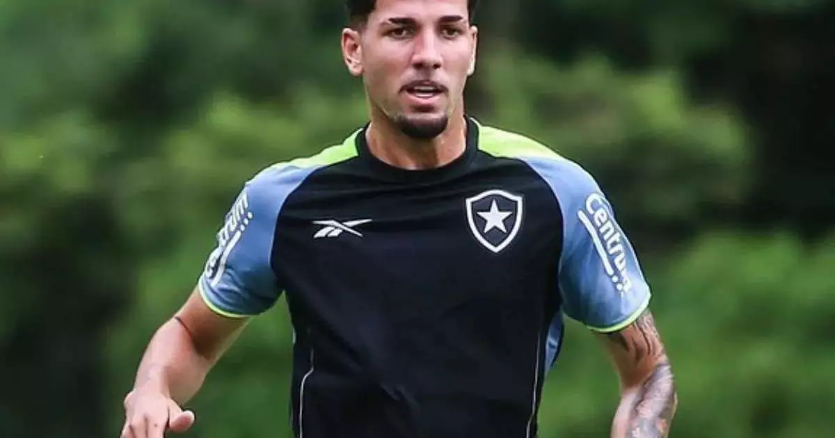 Botafogo concretiza transferência de zagueiro Kauã Branco para o futebol árabe