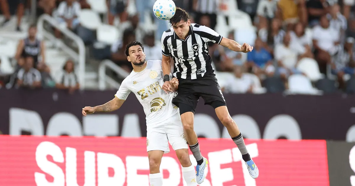 Botafogo consolida estratégia para fortalecer elenco além do mercado de transferências