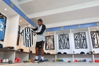 Botafogo define escalação com alterações estratégicas para duelo em Cusco