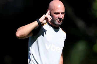 Botafogo define multa de 350 mil euros para saída de Franclim Carvalho antes de duelo com Vitória