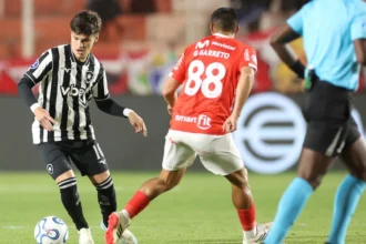 Botafogo enfrenta desafio inédito na Sul-americana após goleada sofrida no Peru