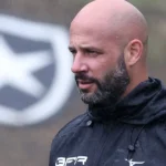 Botafogo enfrenta entrave financeiro para possível rescisão com Franclim Carvalho