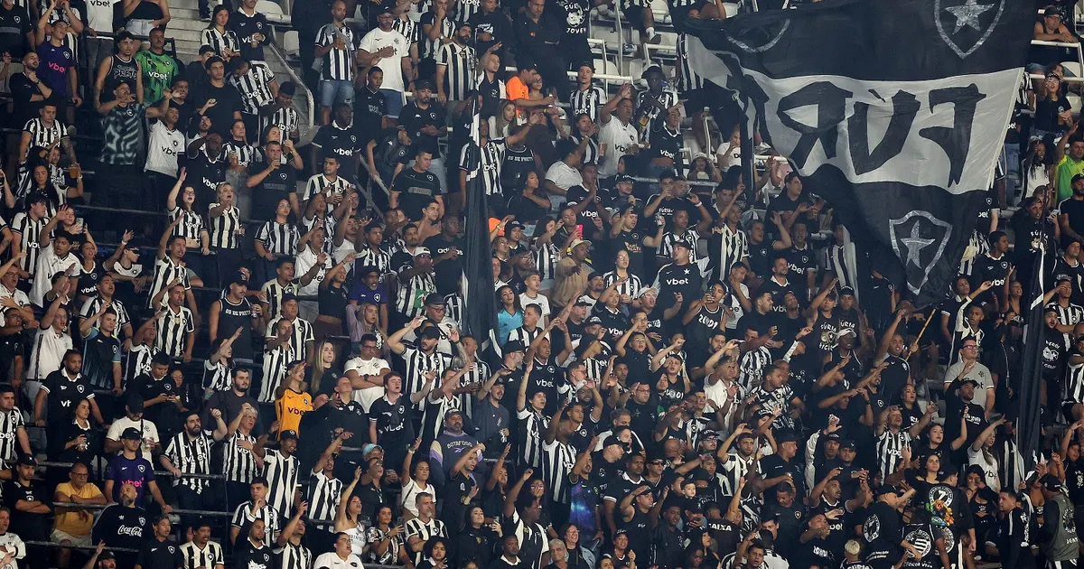 Botafogo enfrenta lentidão na venda de ingressos para clássico contra o Fluminense