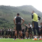 Botafogo intensifica busca por reforços para o setor defensivo e ataque