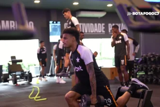 Botafogo intensifica preparação física visando confronto decisivo na Sul-americana