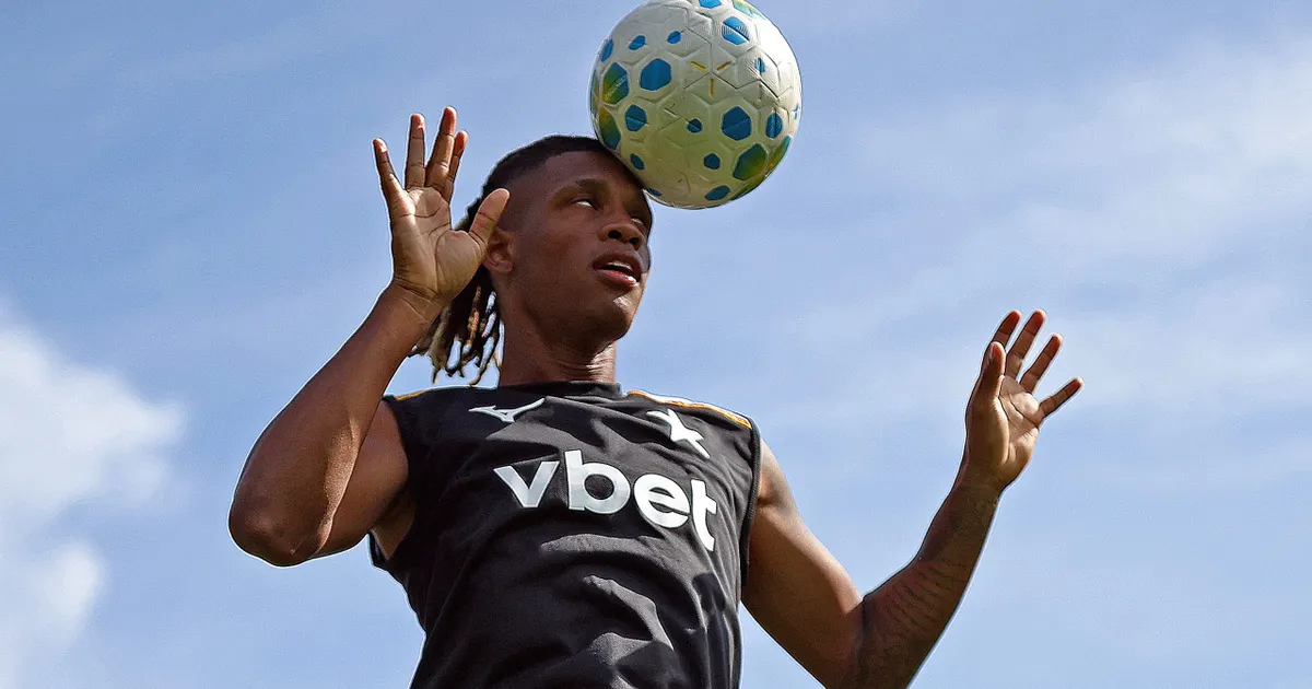 Botafogo mantém cautela sobre suposto interesse do Atalanta em Danilo