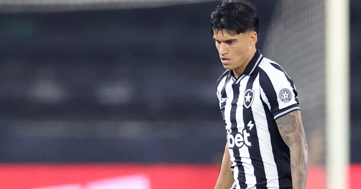 Botafogo negocia rescisão contratual de Joaquín Correa para viabilizar saída