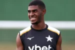 Botafogo planeja empréstimo de Wallace Davi para buscar mais tempo de jogo