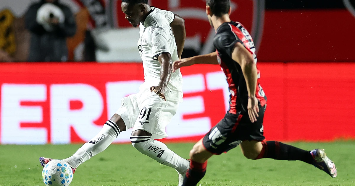 Botafogo sofre volume ofensivo recorde do Vitória em derrota no Brasileirão